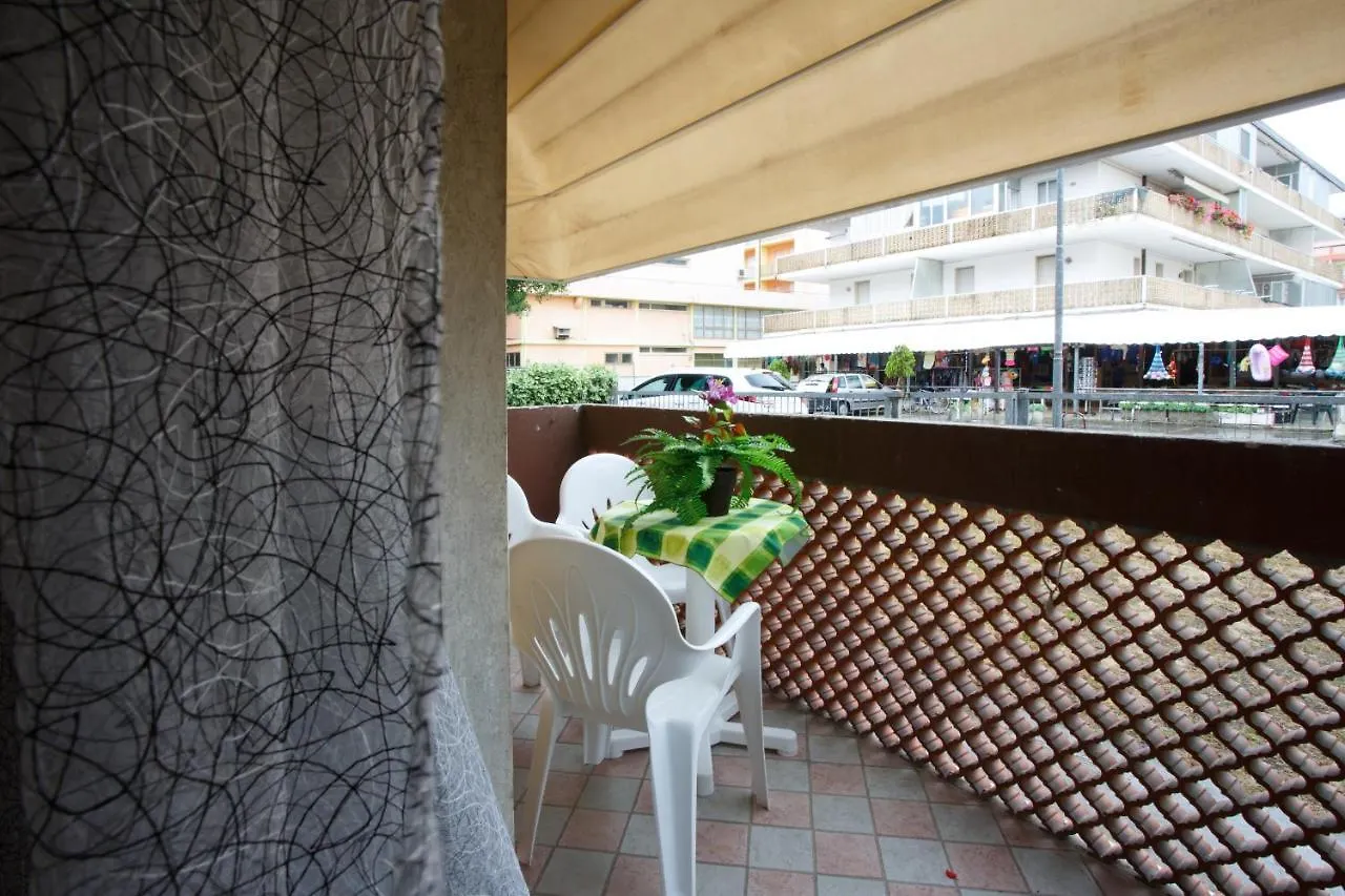 Palazzina Elvira Apartment Rosolina Mare